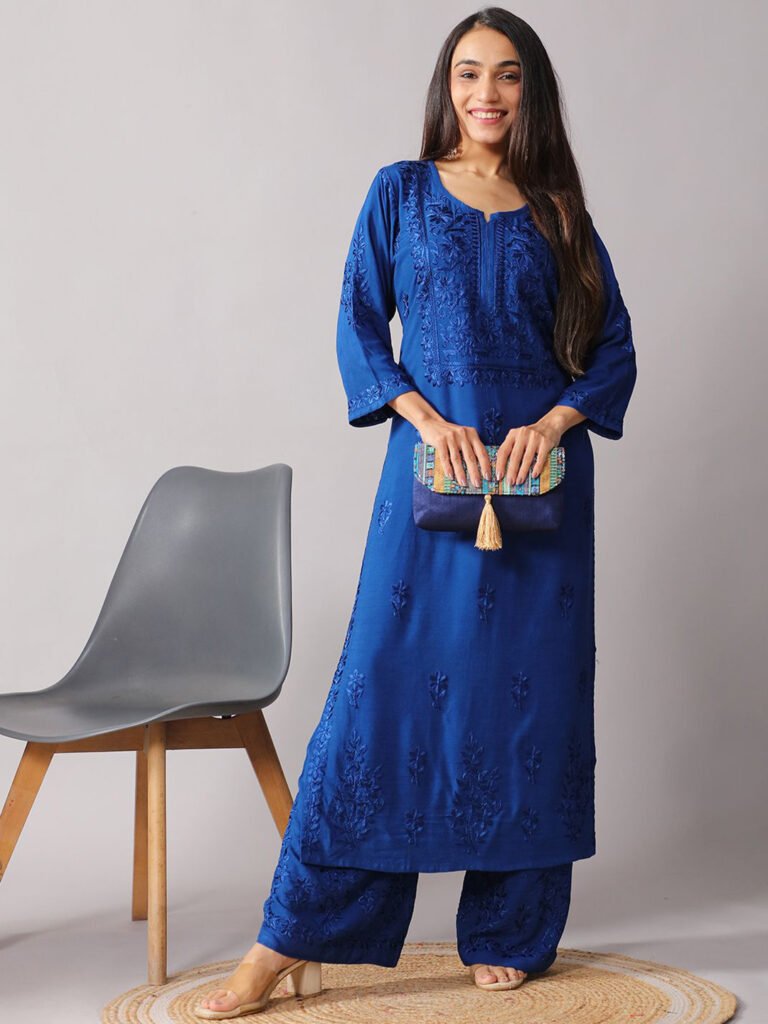 Blue Floral Embroidered Notch Neck Thread Work Straight Kurta With Palazzos Set view 5