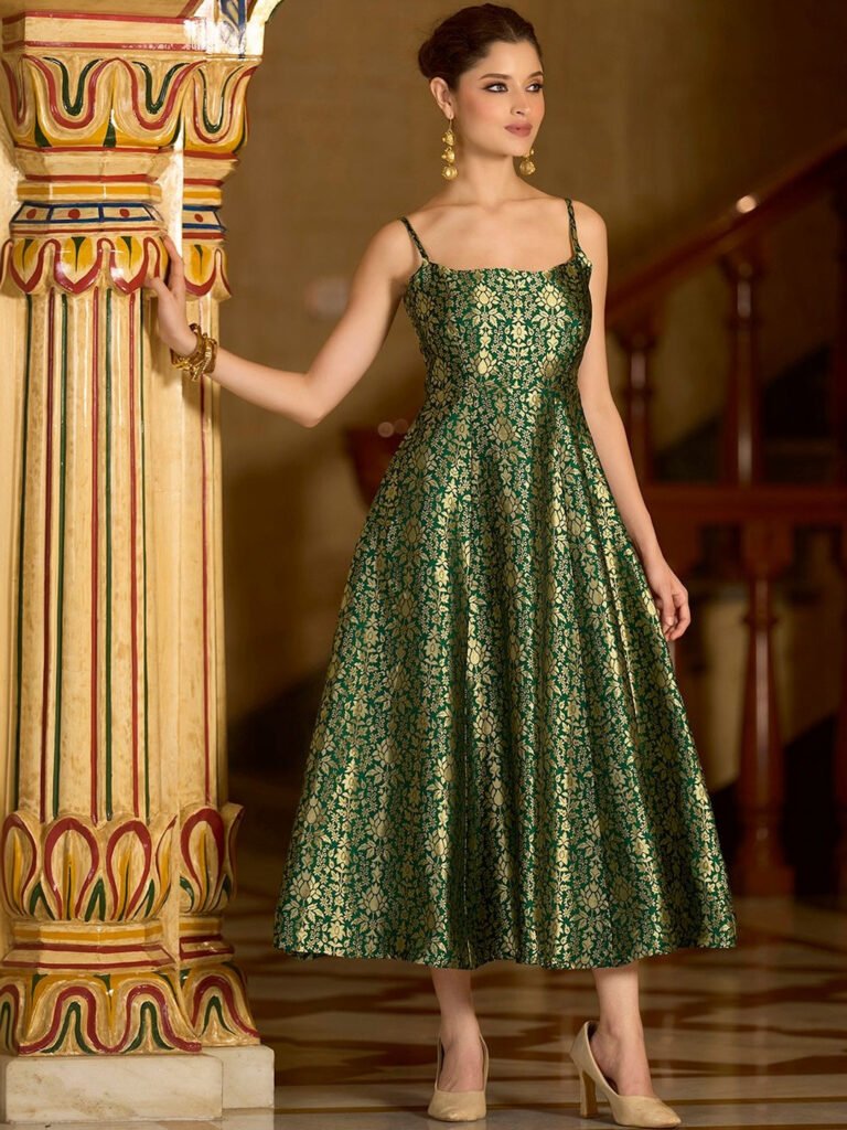Green Jacquard Fit & Flare Midi Dress view 4