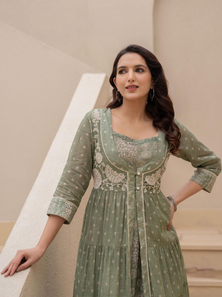 Green Ethnic Motifs Print Fit & Flare Maxi Dress view 3
