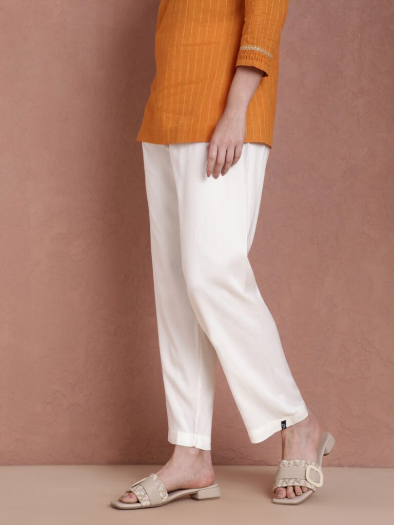 Off White Women Viscose Wide Leg Relaxed Fit Solid Palazzo view 3