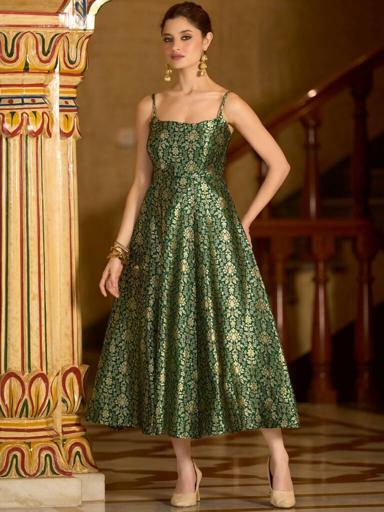 Green Jacquard Fit & Flare Midi Dress view 5