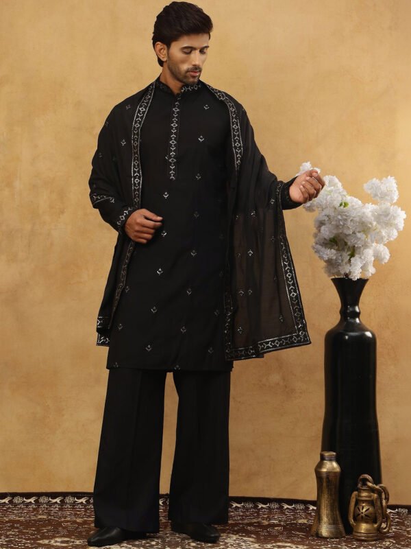 Black Floral Embroidered Sequinned Kurta With Korean Pants & Dupatta