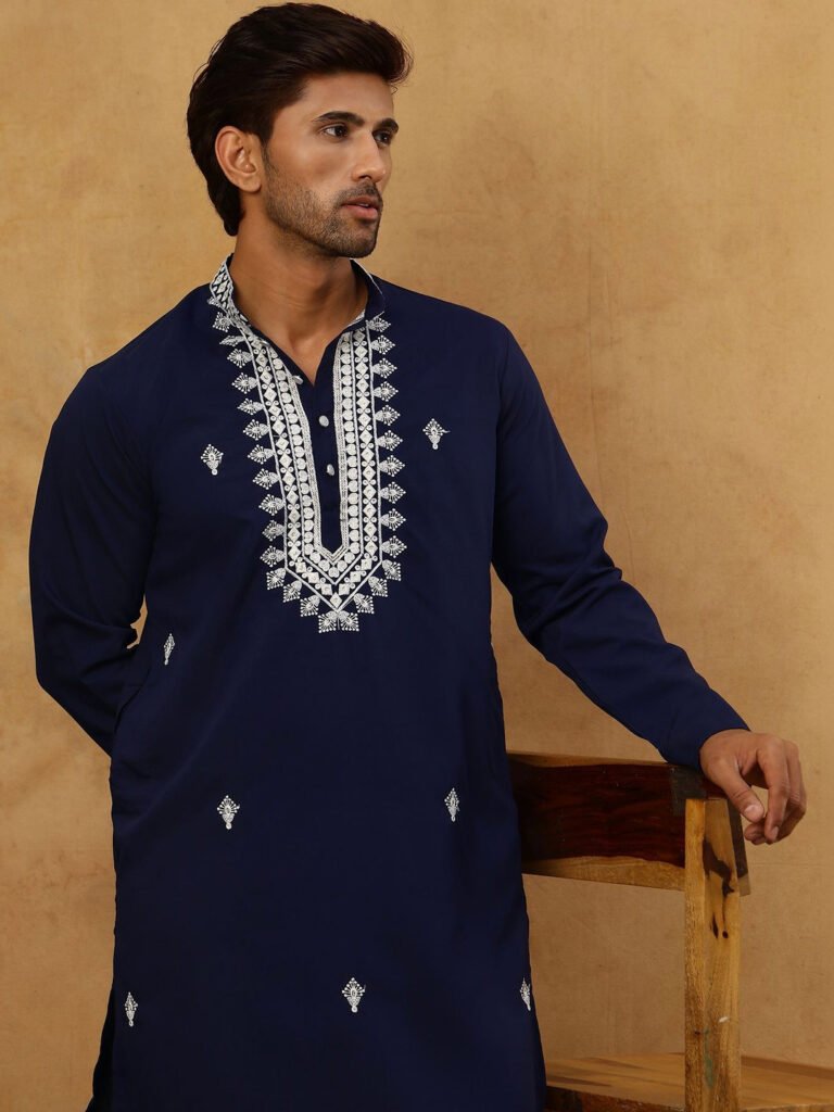 Navy Blue Floral Embroidered Regular Thread Work Kurta With Korean Pants view 3